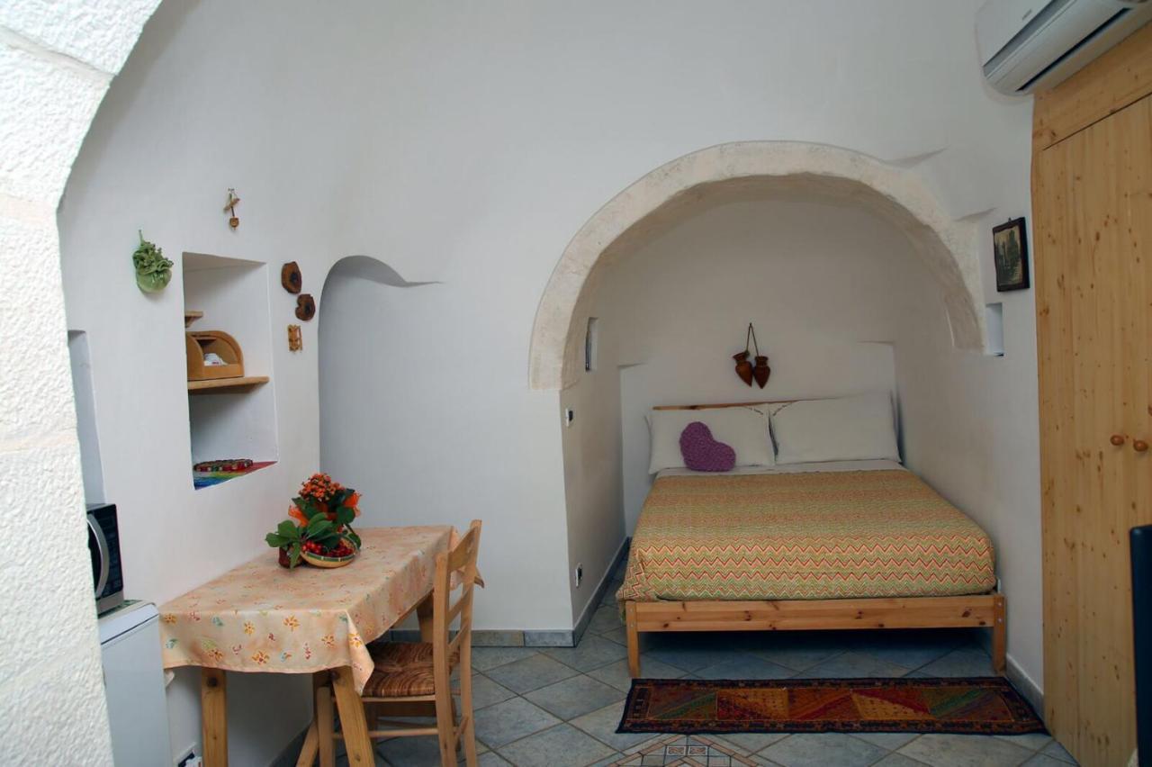 مبيت وإفطار سيغلي ميسابيكا Trullo Al Monte المظهر الخارجي الصورة
